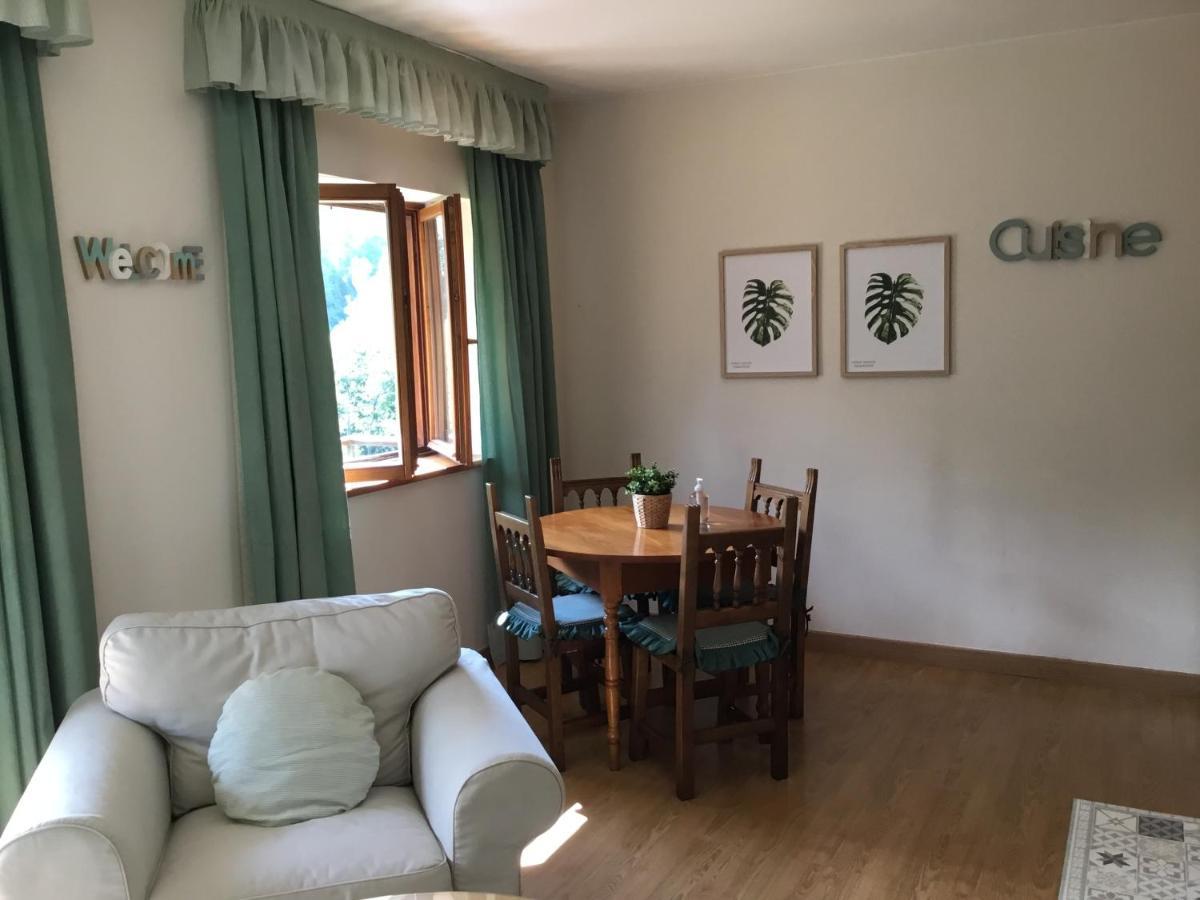 Apartamentos Y Habitaciones Sebrango Espinama Kültér fotó